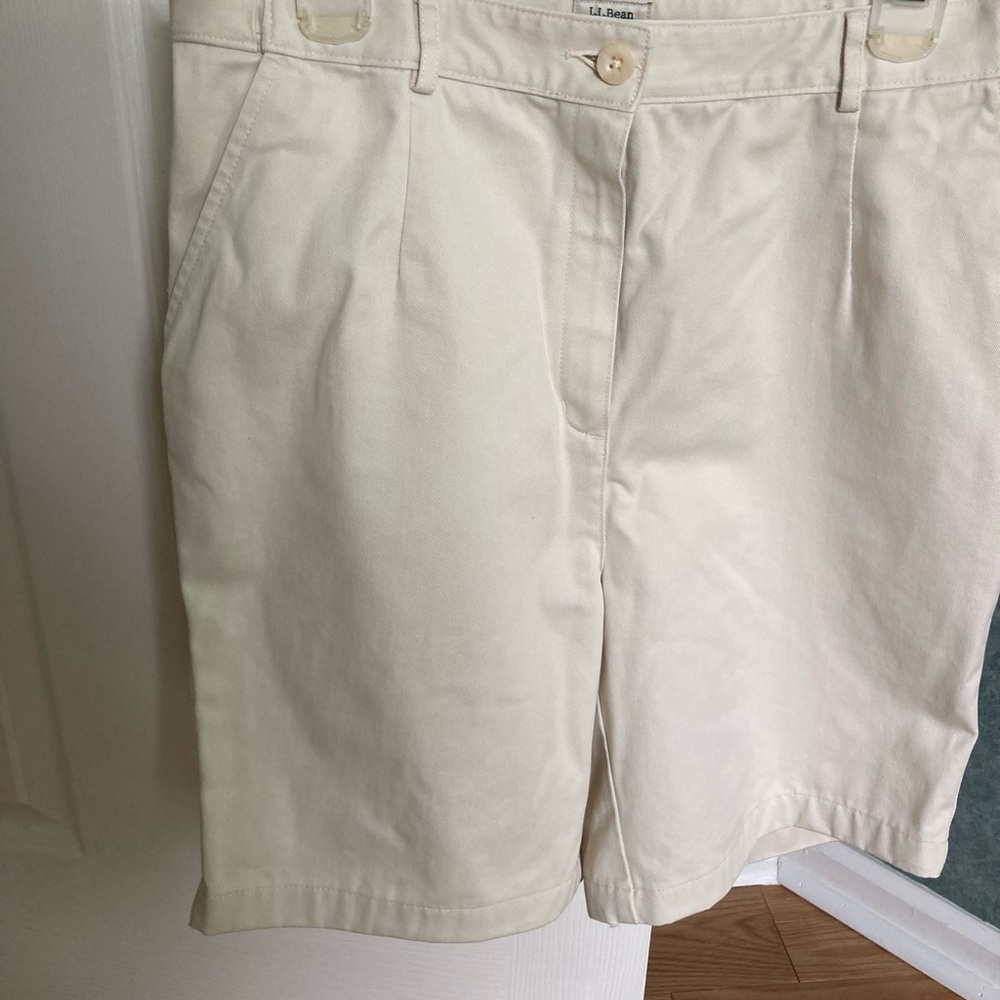 LL Bean light khaki ladies shorts